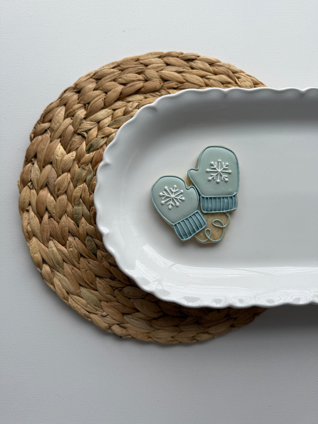 Double Mittens Cookie Cutter