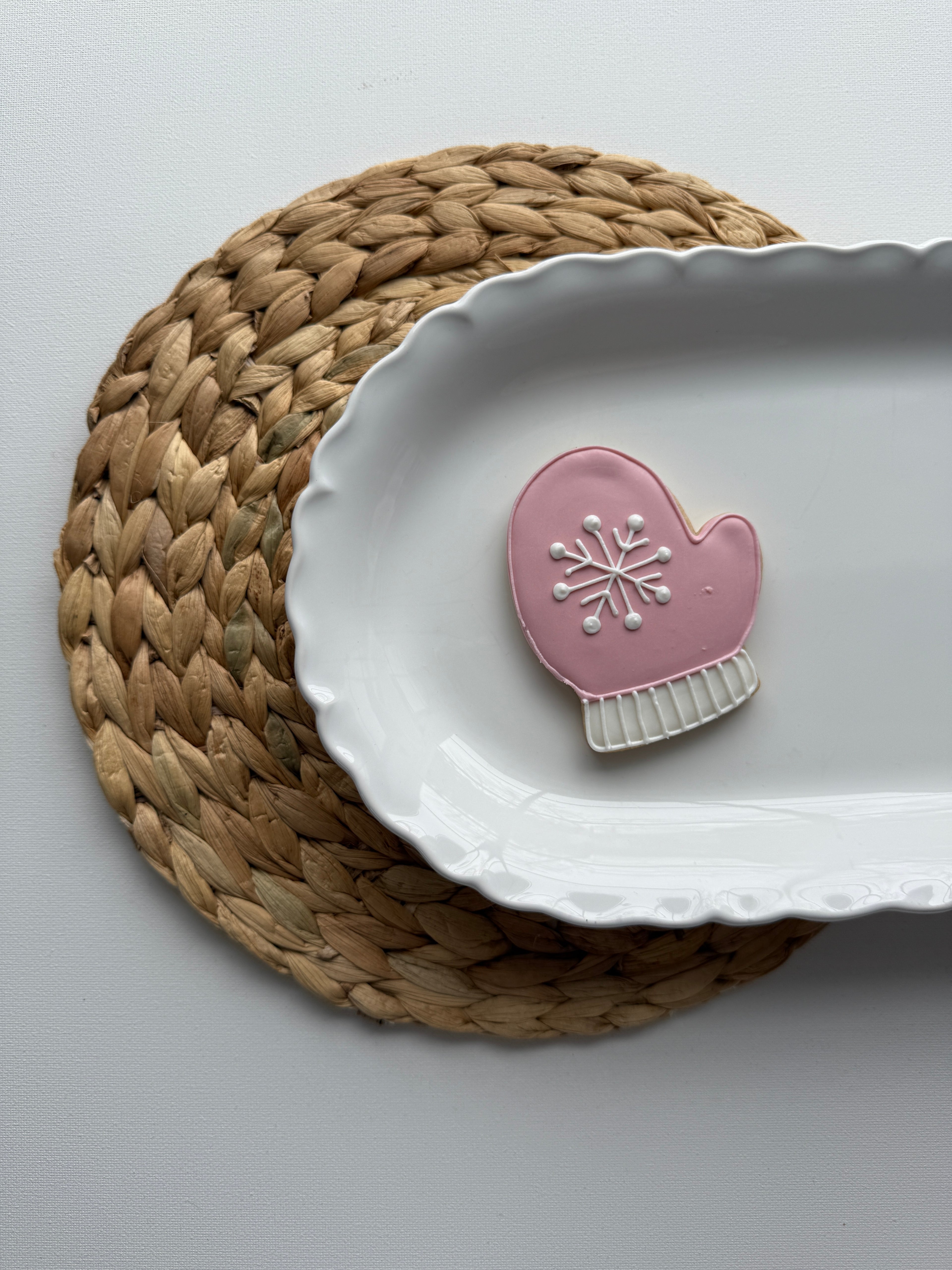 Single Mittens Cookie Cutter