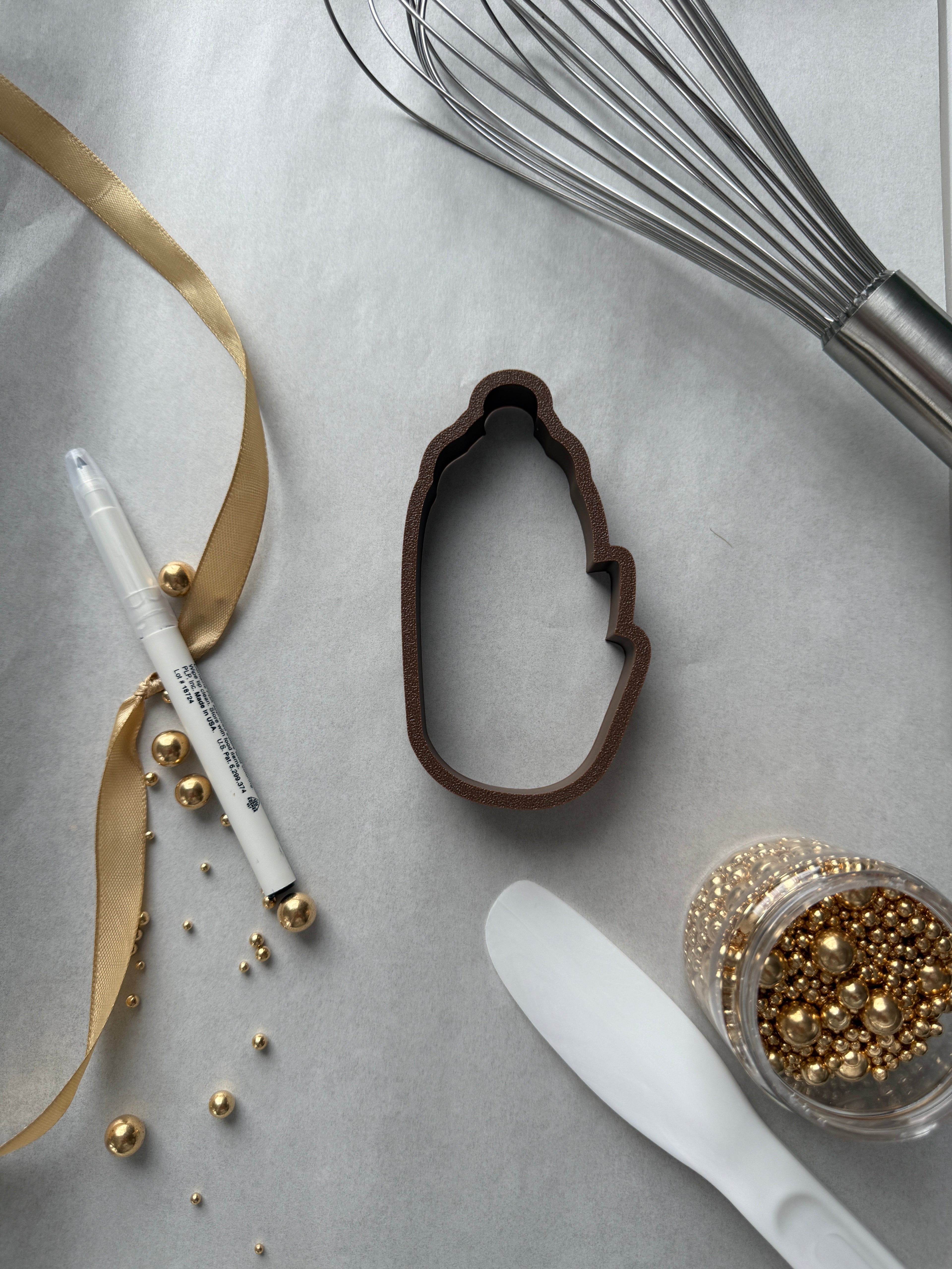 Bottle with leaves Cookie Cutter